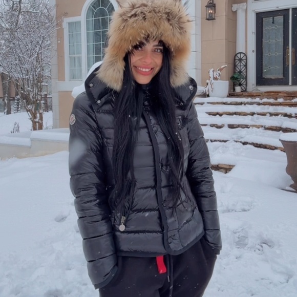 Moncler Black
Armoise Giubotto
Down Jacket - Picture 12 of 13